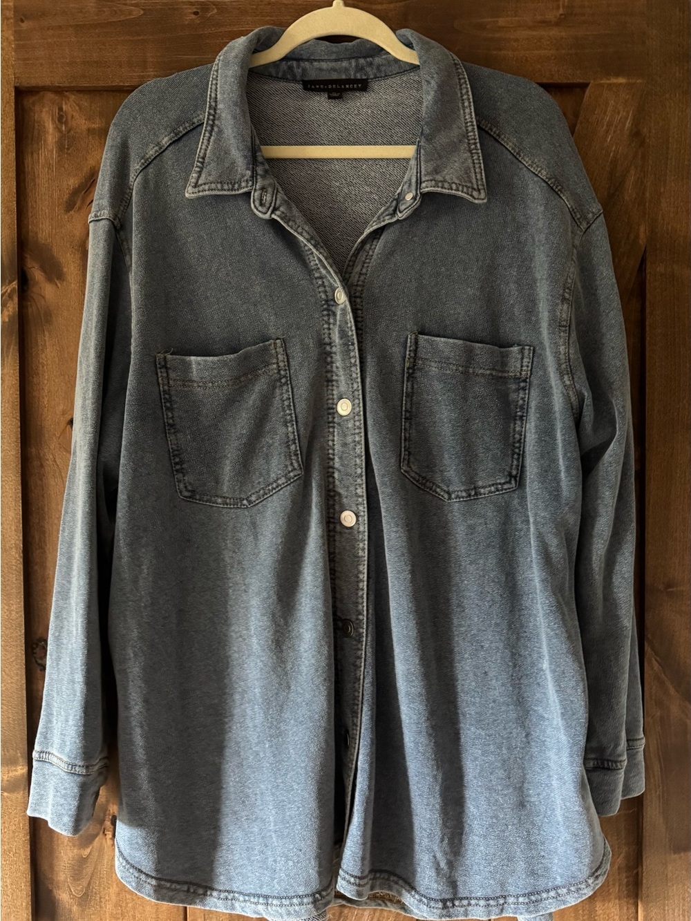 Jane & Delancey Oversized Denim Button-Up Comfy/Stretchy Shirt - LIKE NEW!